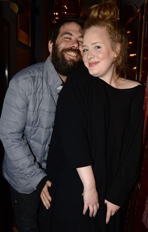 Adele Tells Fans Shes Married To Long Term Partner Simon Konecki