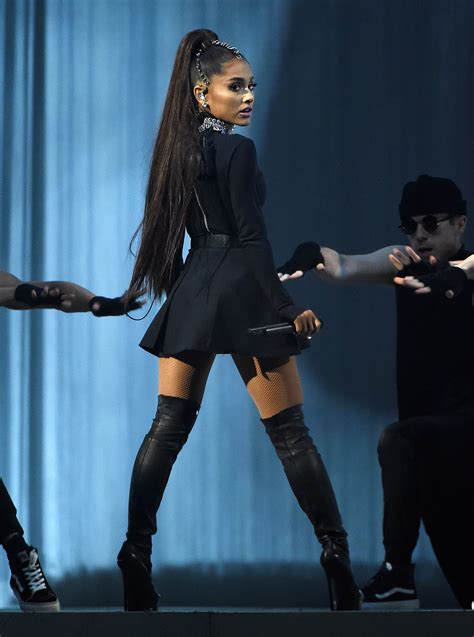 Https://tommynaija.com/outfit/ariana Grande Sexy Outfit