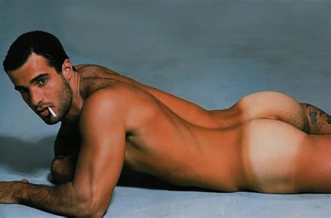 Revista Homens Presents Leon Fala Nude Men Nude Male Models Gay