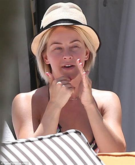 Julianne Hough Appears Much Slimmer In A Bikini After Putting On 20lbs