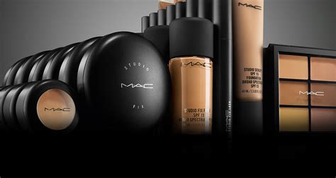 Makeup Artists Reveal Their Mac Cosmetics Favourites