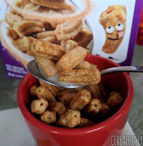 Review Cinnamon Toast Crunch Churros Cereal