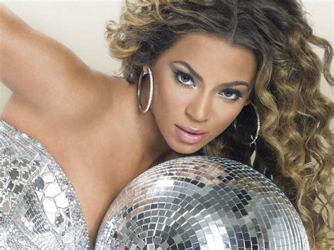Beyonce ~ Singer Songwriter Producer And Actress Beyoncé Musica
