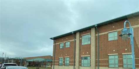 An additional entree can be purchased for an extra charge. pickerington-local-schools-junior-high-pickerington ...