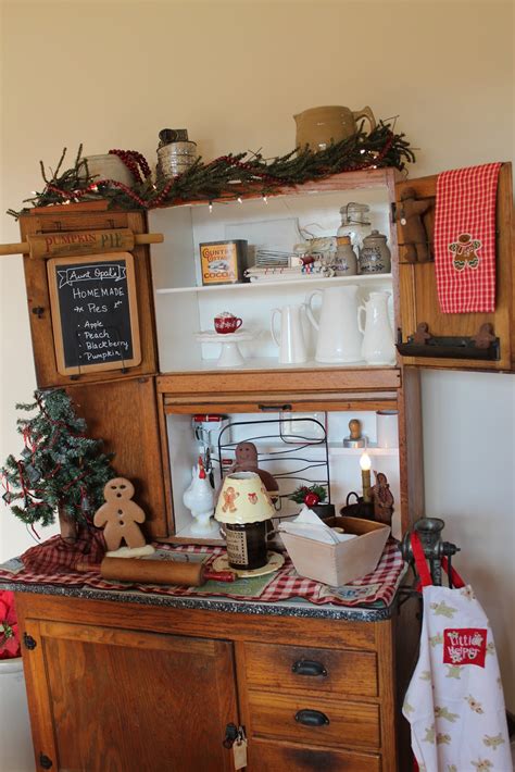 Careys Farmhouse Kitchen Vintage White Christmas