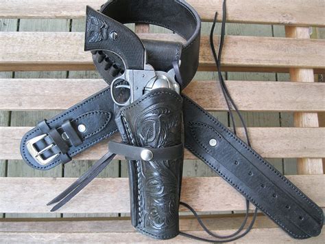 Gun Belt Leather Caliber Black Color With Right Handed Tooled Holster Combo Gun