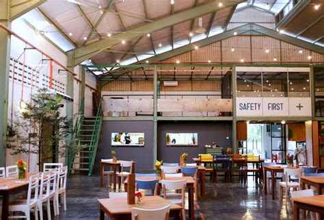 3.5 miles from main place. Eat Drink KL: WhupWhup @ Subang Jaya | Subang jaya, Subang ...