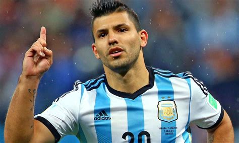 The song was titled el kun aguero and sergio was the lead singer for the recording. Sergio AGÜERO: "Argentina are always candidates in every ...