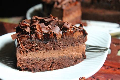 Make the dark chocolate mousse: Rich Chocolate Mousse Cake Recipe - Yummy Tummy