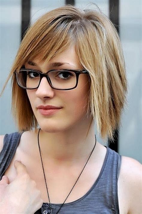 Short Hairstyles For Round Faces And Glasses Hairstyle Guides