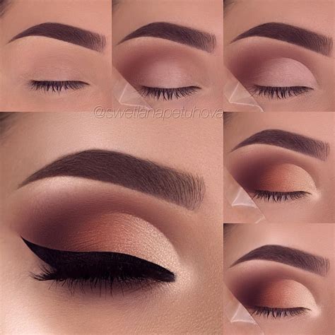 Choose the compact powder eyeshadows for the best results. 26 Easy Step by Step Makeup Tutorials for Beginners | Smokey eye makeup, Eye makeup steps ...