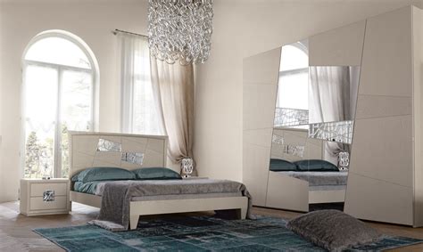 L’eliporto si trova sulla s.s. Modo 10 Decor Camera Da Letto Prezzi - Esclusiva Web ...