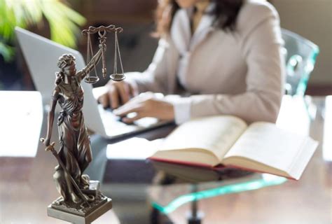Legal Guardians Unveiling The 10 Best Criminal Defense Lawyers In The Usa