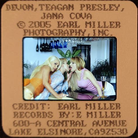Em8 171 05 Devon Teagan Presley Jana Cova Orig 35mm Color Slide Via Earl Miller Ebay