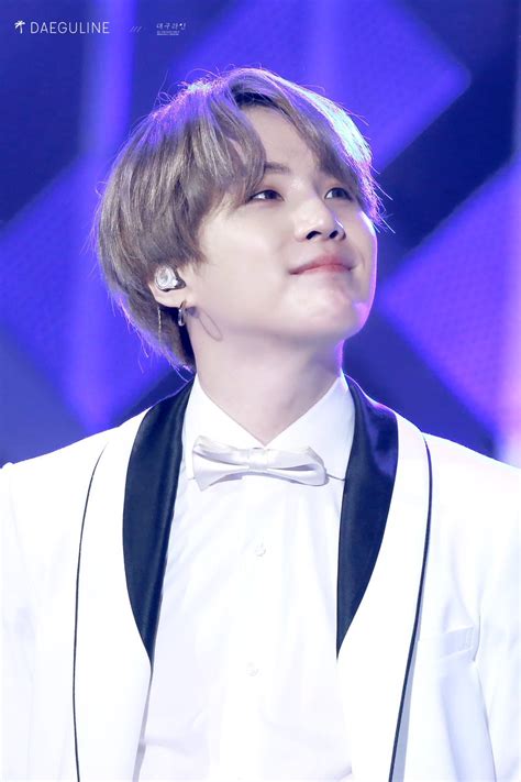 Bts didn't exactly bomb sunday at the 2021 grammy awards telecast. BTS est nominé pour les GRAMMY Awards 2021