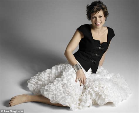 Newsreader Kate Silverton I Love The Idea Of Being A Mum Daily