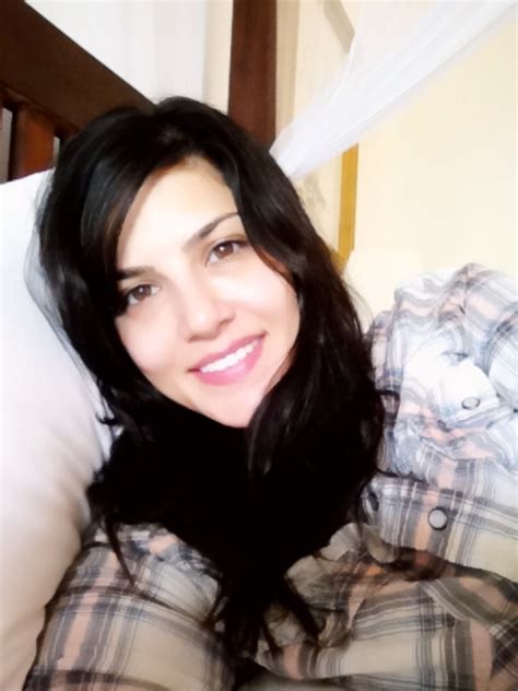 Sunny Leone Without Makeup Photos
