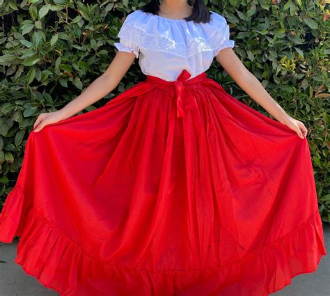 Mexican Skirts With Blouse Faldas Mexicanas De Vuelo Con Etsy In 2023