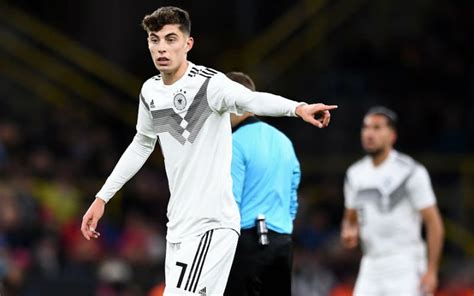 Kai lukas havertz (born 11 june 1999) is a german professional footballer who plays as an attacking midfielder or winger for premier league club chelsea and the germany national team. 'Wonderkind Kai Havertz kan voor meer dan 100 miljoen naar ...