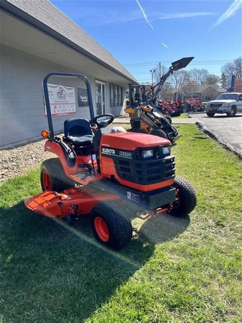 Kubota Bx2200d Compact Utility Tractor For Sale In Wakarusa Indiana
