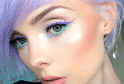 This Bold Eyeliner Trend Will Make Your Eye Color Pop Brit Co
