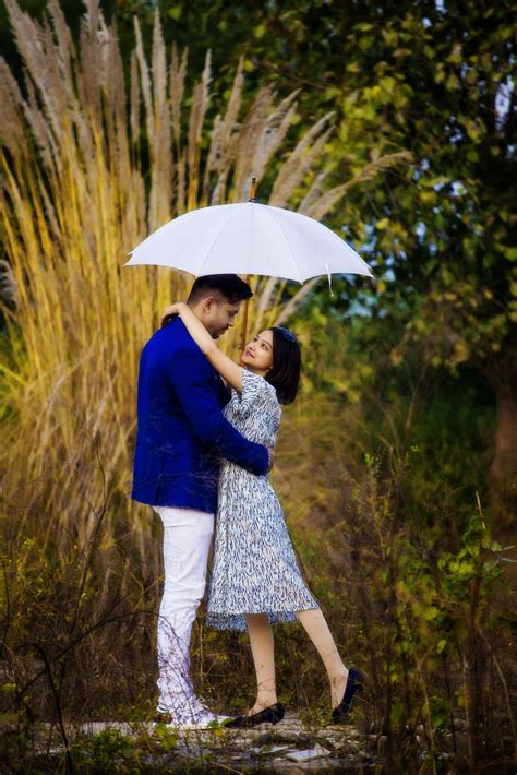 Couple With Umbrella Pixahive