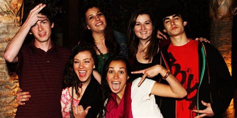 This Is Why Smart People Should Spend Less Time With Friends