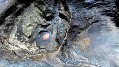 Volcano Diver Sam Cossman Filmed Diving Into Marum Crater In Vanuatu