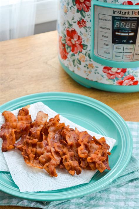 Instant Pot Bacon How To Make Bacon Bits Dash For Dinner