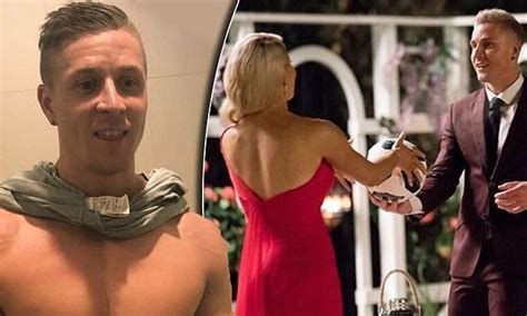 The Bachelorettes Paddy Is A Breakout Star On Social Media
