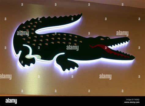 Lacoste Crocodile High Resolution Stock Photography And Images Alamy