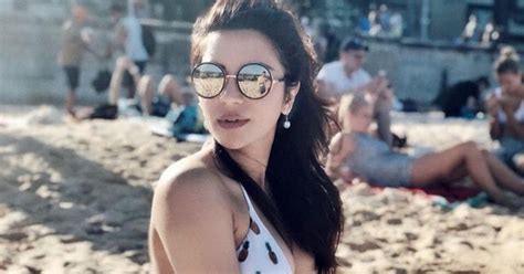 bollywood actress shama sikander latest bikini pics 2018 cinehub