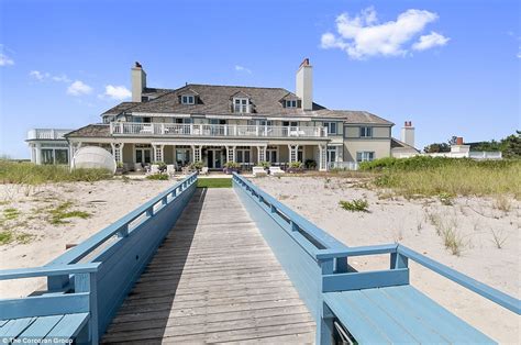 Beachfront Hamptons Home On The Market For 25million But Only For The