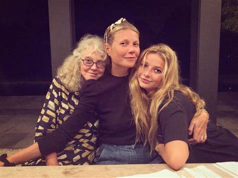 Trzy Pokolenia Na Jednym Zdjęciu Gwyneth Paltrow Z Mamą I Córką