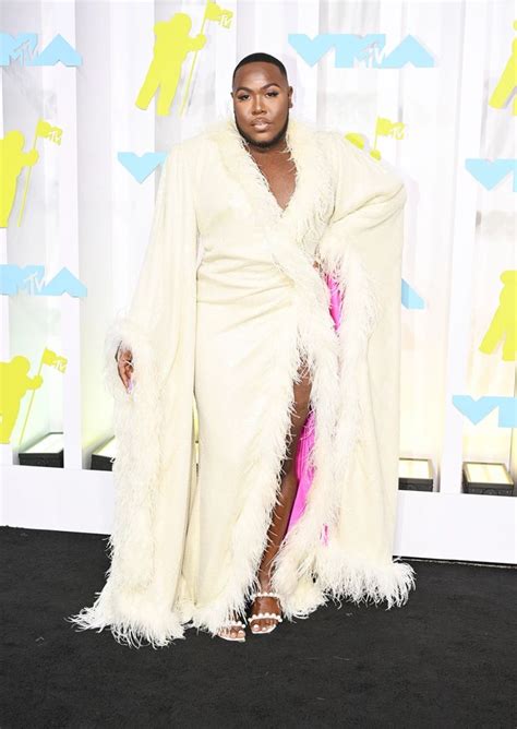 Best Red Carpet Photos From 2022 Vmas See The Best Looks And Outfits