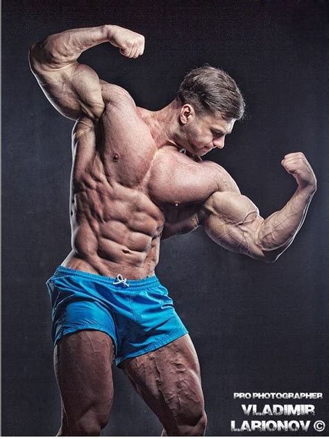 Pin By Enrique Rojas On Dmitriy Vorotyncev Bodybuilders Men Body Builder Bodybuilding