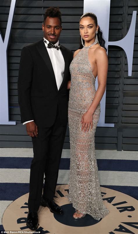 Shanina Shaik Wears Racy Beaded Frock At Vanity Fairs Oscar Party