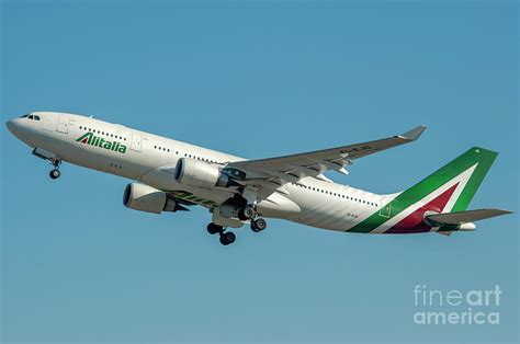 Alitalia Airbus A330 200 Photograph By Roberto Chiartano