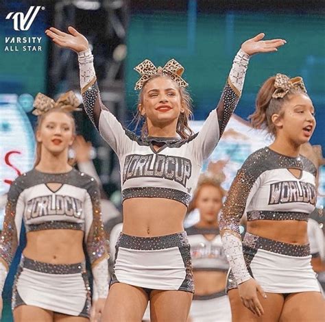 𝐰𝐜 𝐬𝐡𝐨𝐨𝐭𝐢𝐧𝐠 𝐬𝐭𝐚𝐫𝐬 Cheer Picture Poses All Star Cheer Uniforms