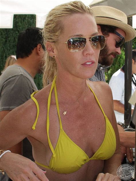 Jennie Garth Fully Naked At Largest Celebrities Archive