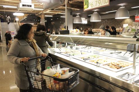 Shop well, eat well, and live well. City's Largest Mariano's Offers High-End Patisserie, Cheese Shop and More - Lincoln Park ...