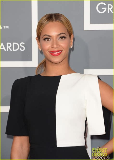Beyonce Grammys 2013 Red Carpet Photo 2809293 Beyonce Knowles