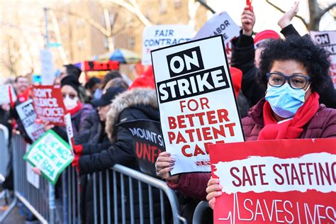Historic Victory Nyc Nurses Win Deal With Hospitals After Days On