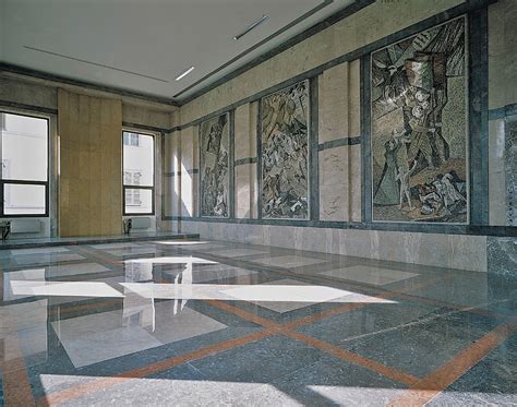 Chiamare per informazioni articoli nelle storie in evidenza spedizione in tutta italia corso magenta 2, milano www.casadelbiancomilano.it. Sala dei Mosaici della Casa del Mutilato