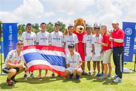 บาเยิร์น มิวนิค พบ ปารีสฯ : โอกาสมาแล้ว! บาเยิร์น มิวนิค เตรียมยกสต๊าฟคัดตัวเด็กไทย ...