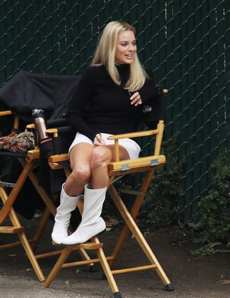 Margot Robbie On The Set Of Once Upon A Time In Hollywood 10142018 Hawtcelebs