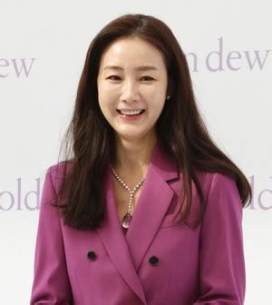 Ⓣⓗⓐⓝⓚ ⓨⓞⓤ♡ ♥ started on 7/9/14 ♥. Choi Ji-woo awaits her first child's birth in May - The ...