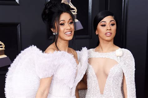 Cardi Bs Sister Hennessy Carolina Surprises Her With A Gucci Bag After