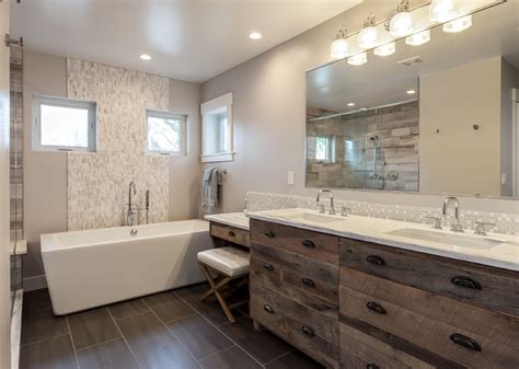 Gorgeous Custom Bathroom With Extra Large Shower Contemporáneo