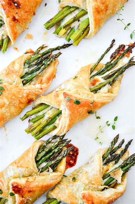 Both rooms link to the lounge bar creating easy of service for larger functions. ASPARAGUS IN PUFF PASTRY AND SPRING PROGRESSIVE DINNER - StoneGable
